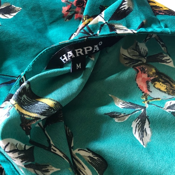 Harpa faux wrap blouse with bird print size Medium - Picture 3 of 7